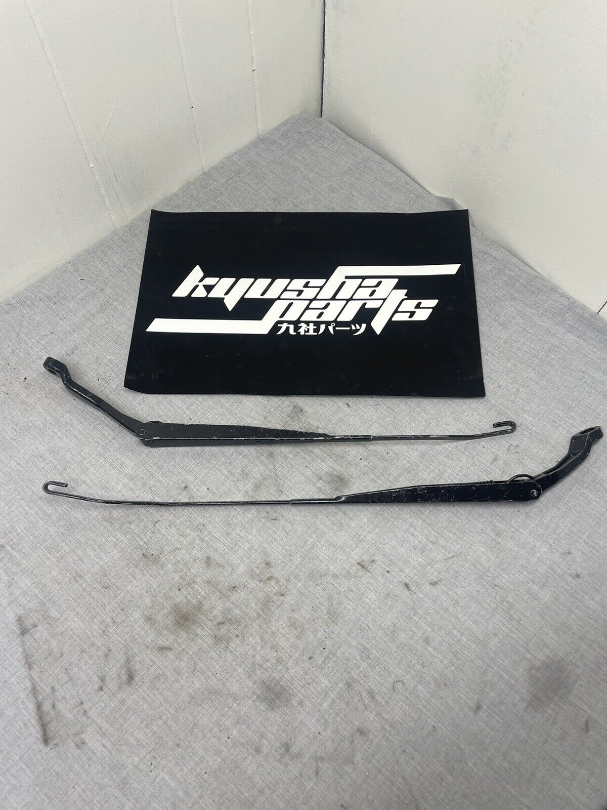 92-95 HONDA CIVIC LEFT & RIGHT Pair Set WINDSHIELD WIPER ARMS OEM Used