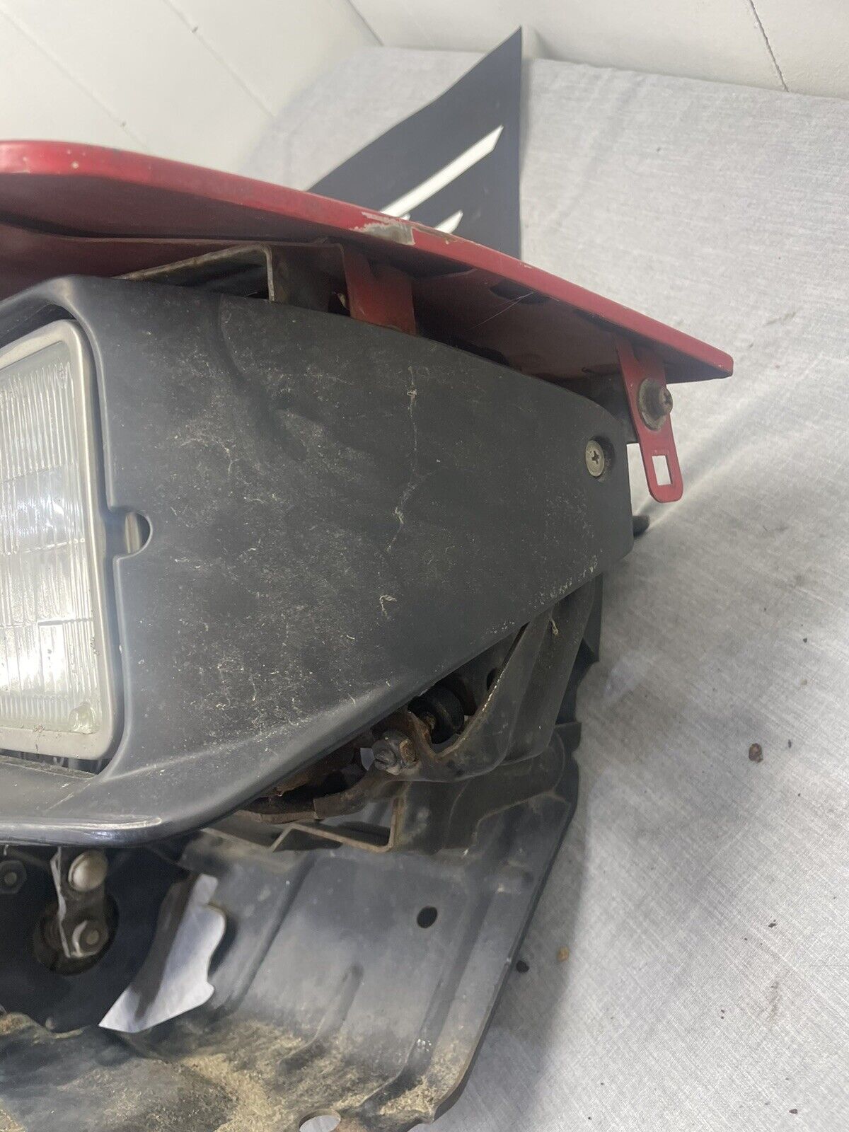 91-93 Dodge Stealth/Mitsubishi 3000GT Pop Up Headlights Pass & Driver OEM