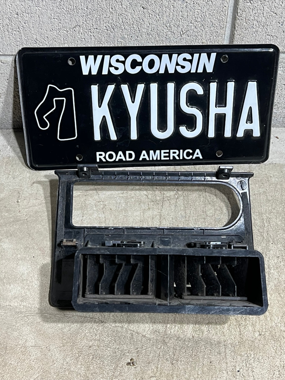 Honda Prelude center air vents rear