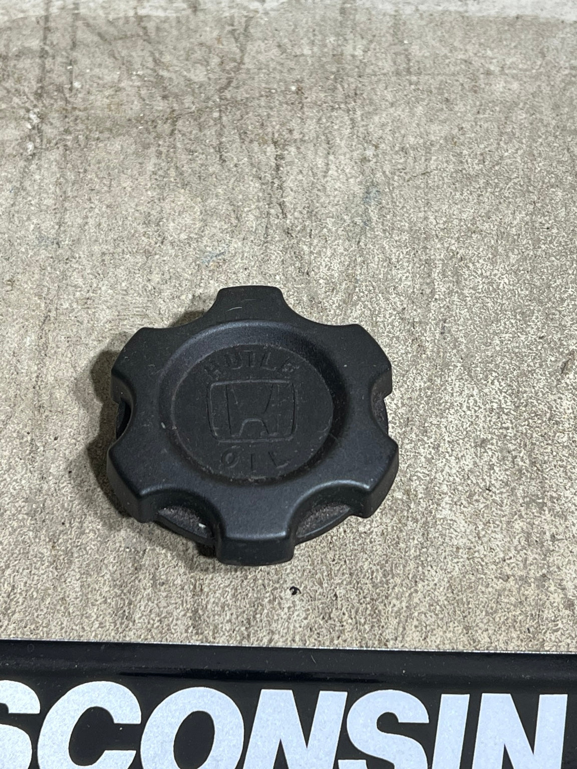 1988-2000 Honda OEM H Logo Engine Oil Filler Cap D Series B Series