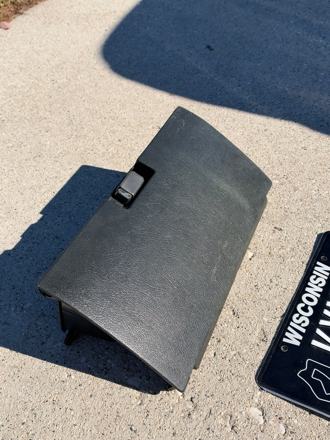 1988-1991 Honda Civic EF hatchback Si black glove box photo 2