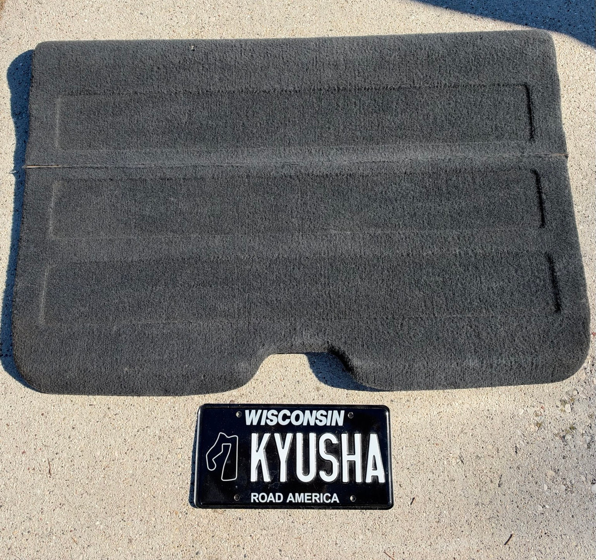 1988-1991 Honda CRX OEM black cargo cover photo 1