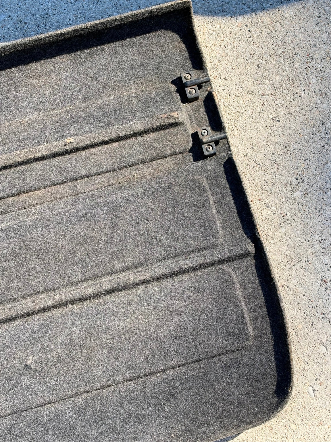 1988-1991 Honda CRX OEM black cargo cover photo 7