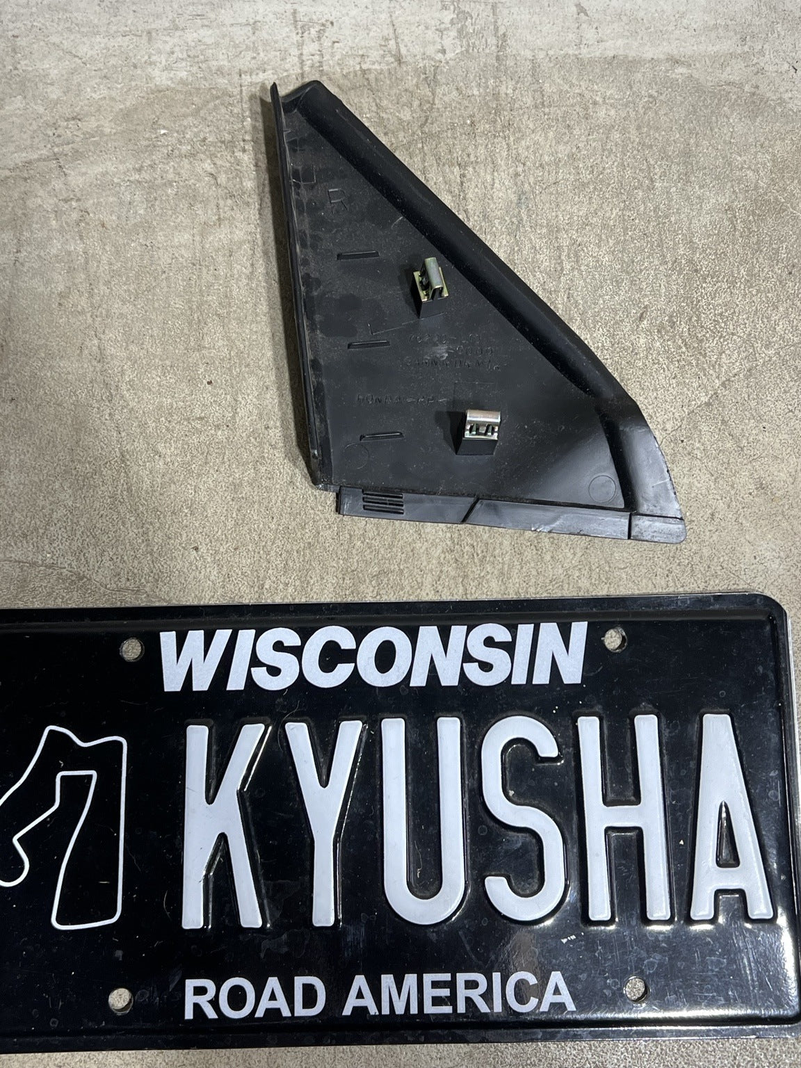 1997-2001 Honda CR-V RD1 OEM Right Passenger Side Mirror Sail Panel Trim Cover