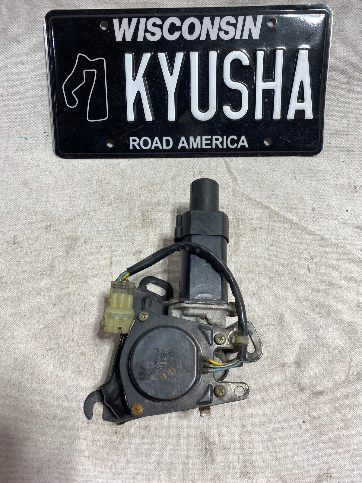 OEM 1988-1989 HONDA PRELUDE HEADLIGHT MOTOR R SIDE