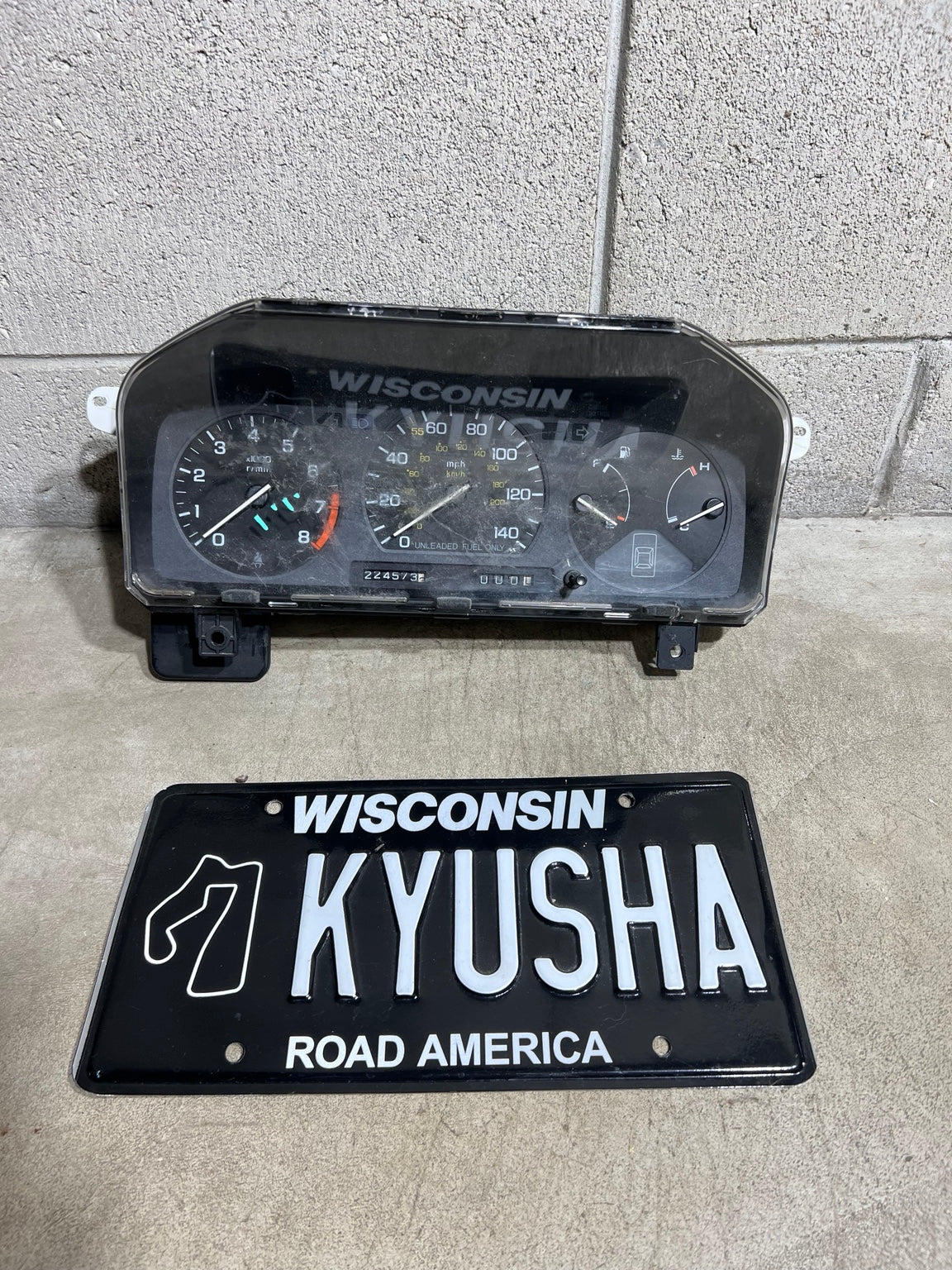 1990-1991 Honda Prelude broken instrument cluster view 1