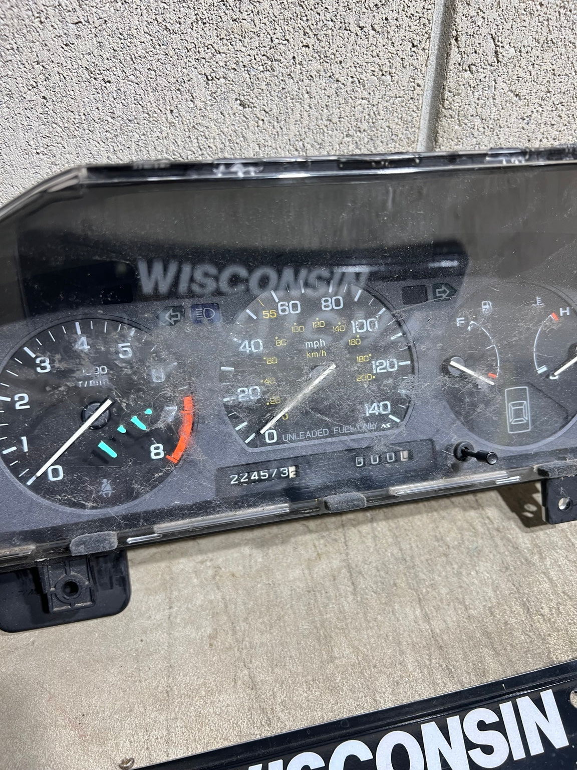 1990-1991 Honda Prelude broken instrument cluster view 4
