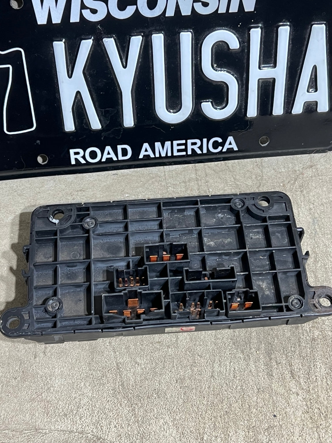 1988-1989 Honda Prelude OEM interior fuse box photo 4