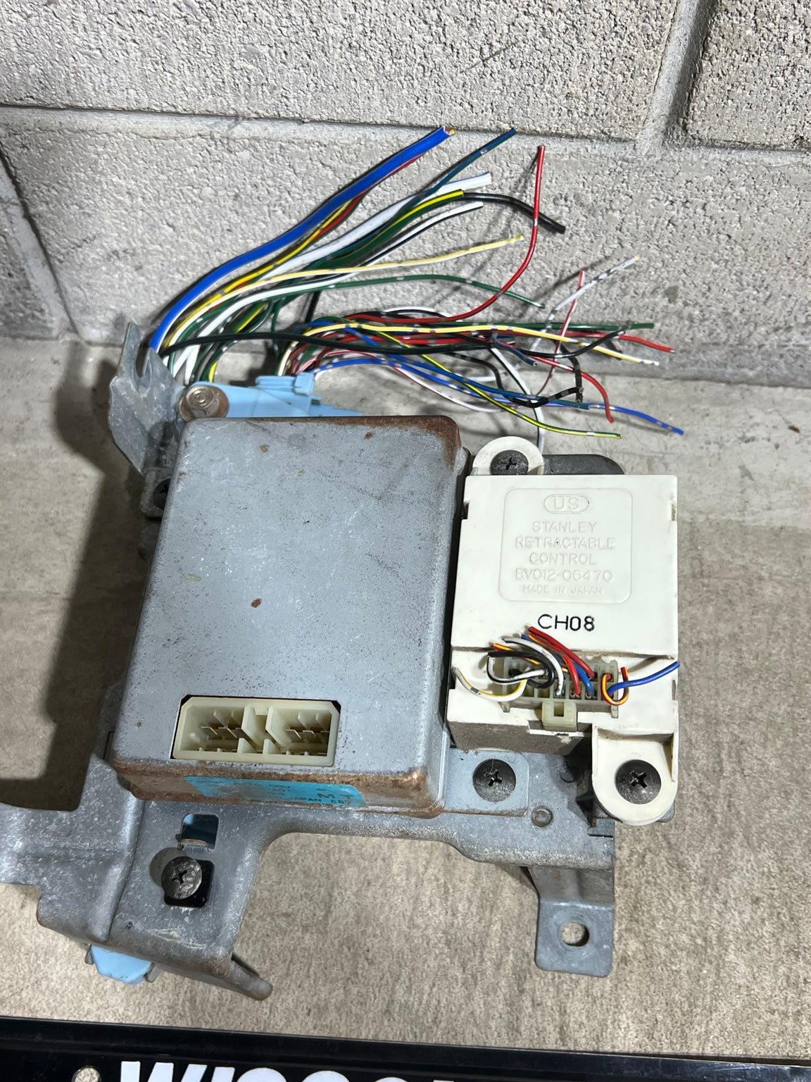 Prelude relay modules cut wiring detail