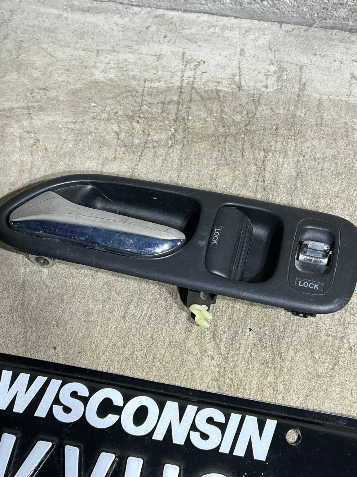 2000-2006 Honda Insight ZE1 Left Driver Interior Door Handle Lock Assembly OEM