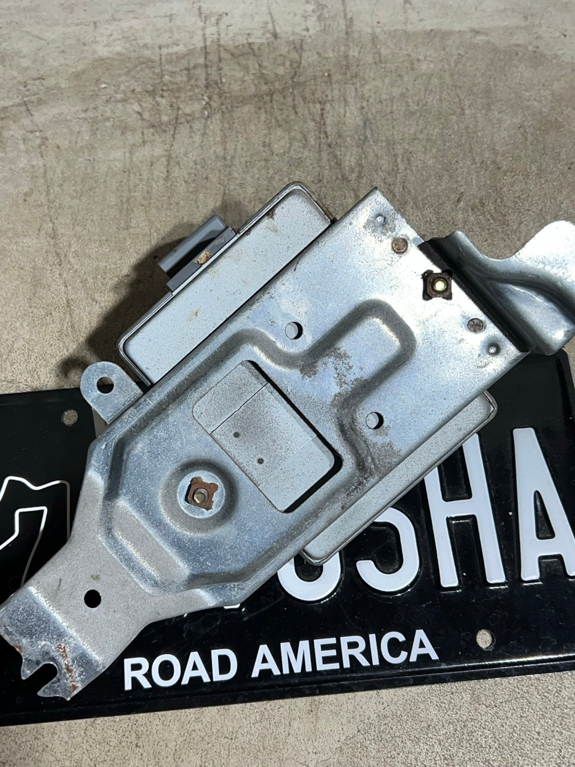 1993-1997 Honda Del Sol OEM Main Relay Assembly With Mounting Bracket Used