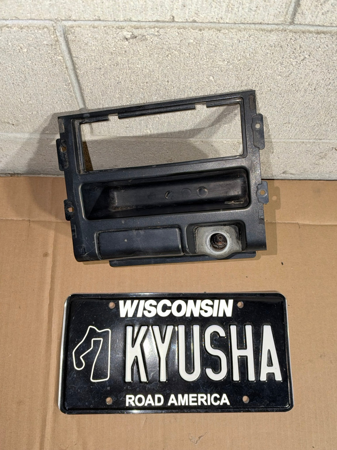 1988-1991 Honda CRX OEM Black Center Radio Bezel Ashtray Trim Lighter Socket