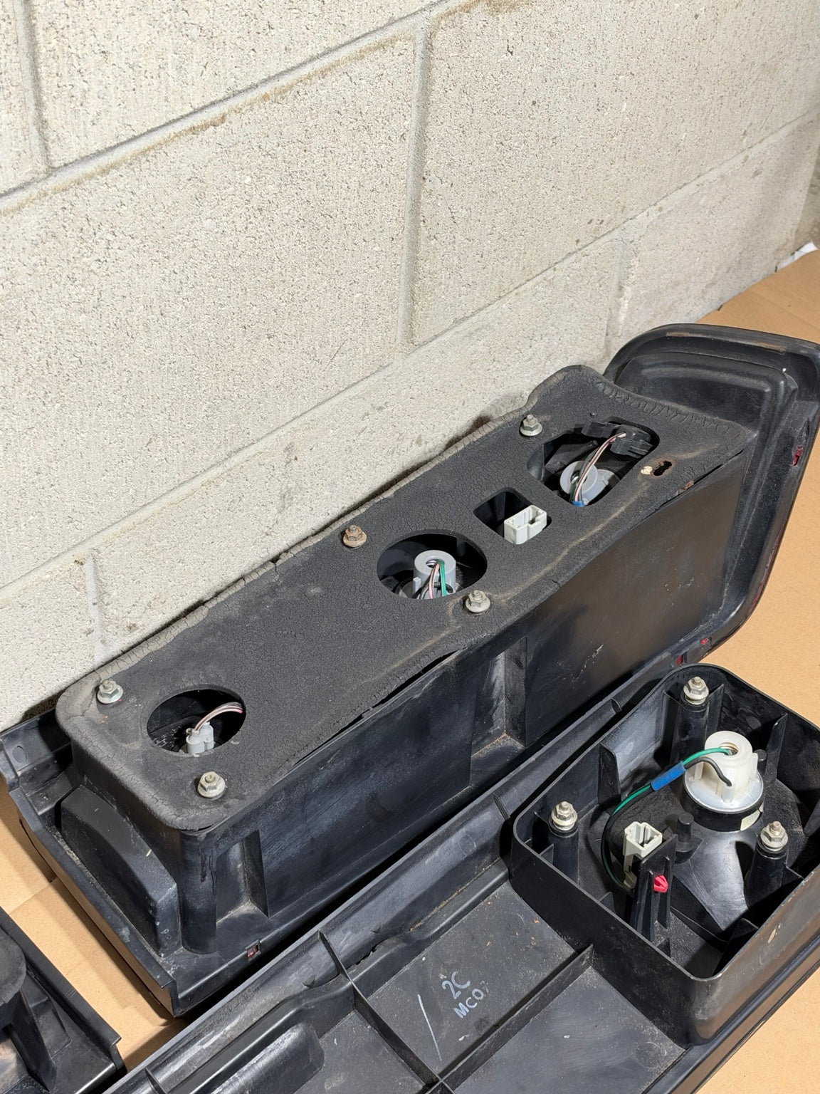 1988-89 Honda CRX three-piece taillights photo 8