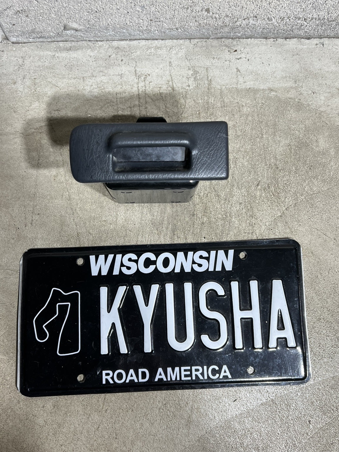 1997–2001 Honda CR-V RD1 OEM Interior Ashtray – Used