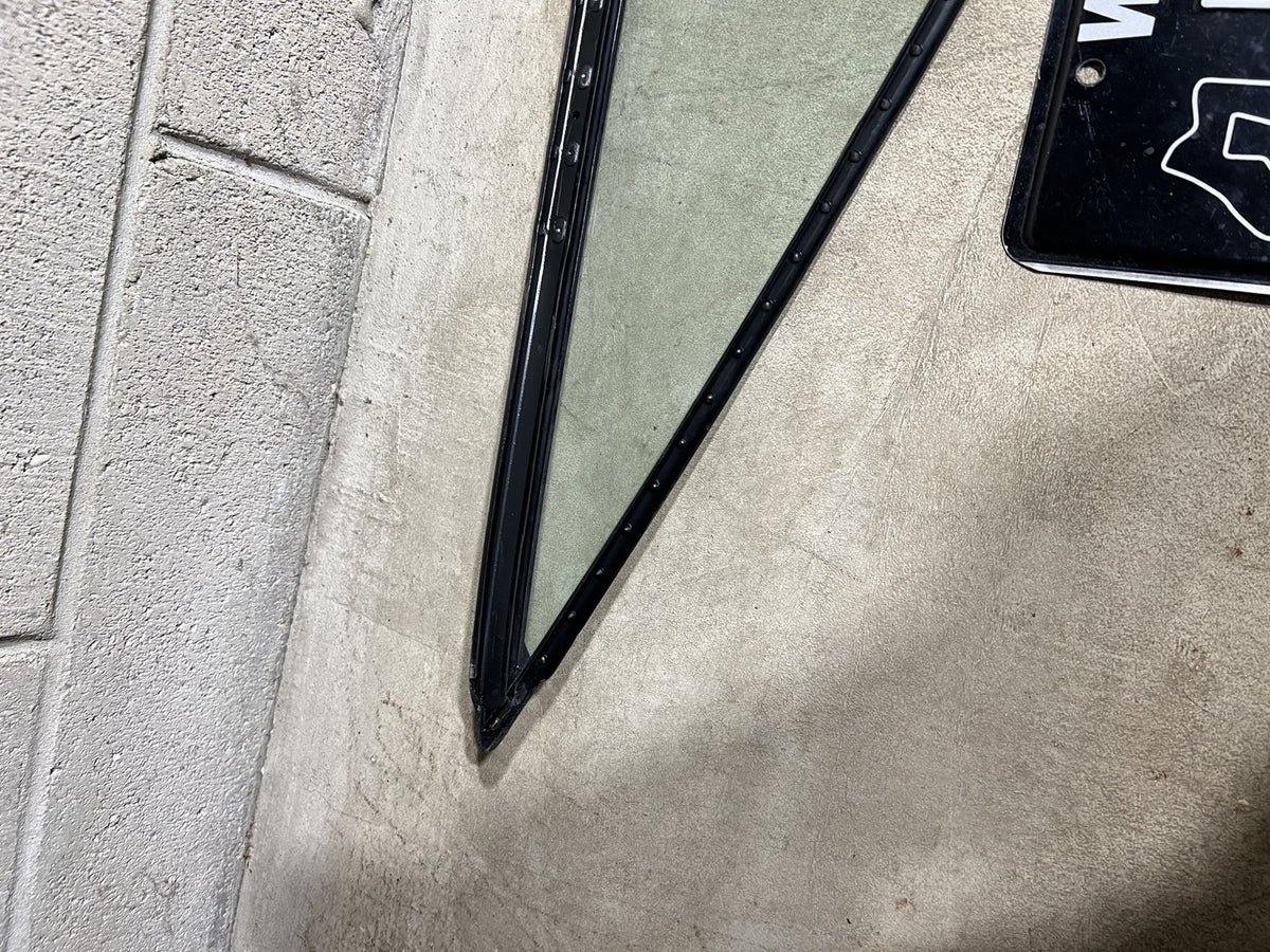 1993-1997 Honda Del Sol Driver Left Side Quarter Window Glass OEM