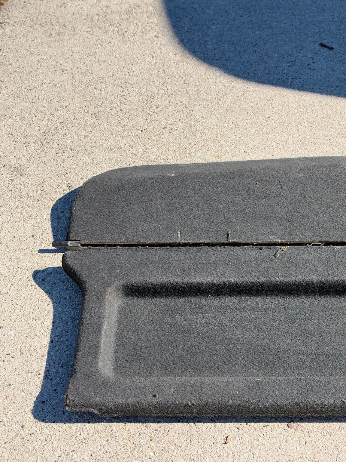 Honda EF Civic Si black cargo cover separated into two pieces view 2